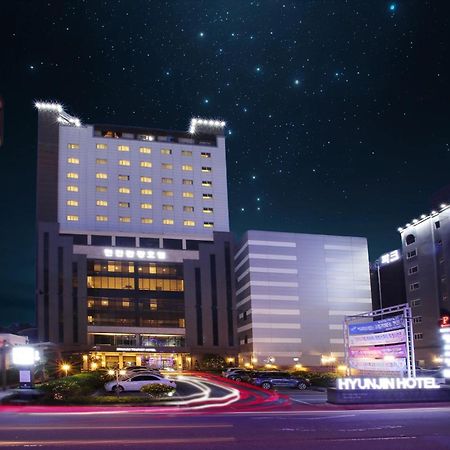 Hyunjin Tourist Hotel Donghae Zewnętrze zdjęcie