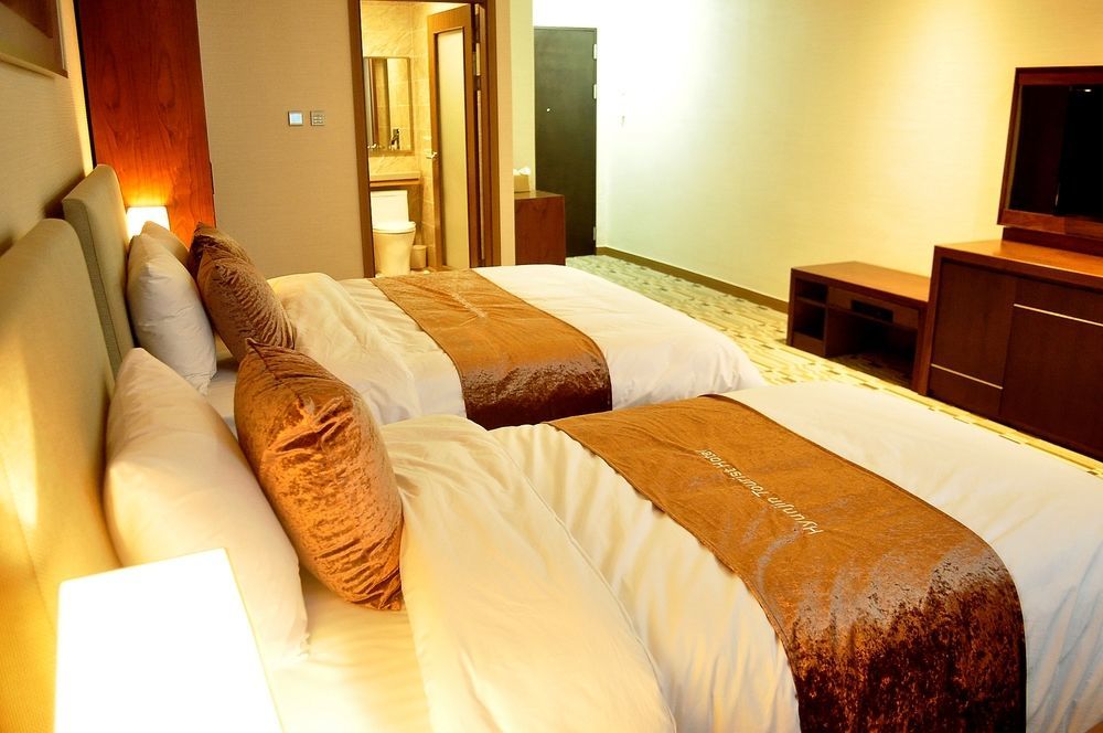 Hyunjin Tourist Hotel Donghae Zewnętrze zdjęcie